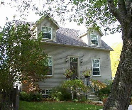 Antique Slumber Old Town Bed & Breakfast Niagara-on-the-Lake Buitenkant foto