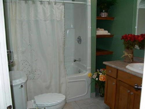 Antique Slumber Old Town Bed & Breakfast Niagara-on-the-Lake Buitenkant foto